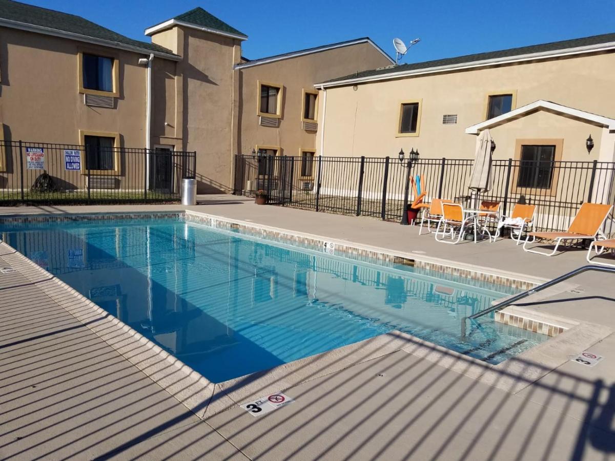 Hotel Lincoln Inn On Route 66 And Near I-55 Экстерьер фото